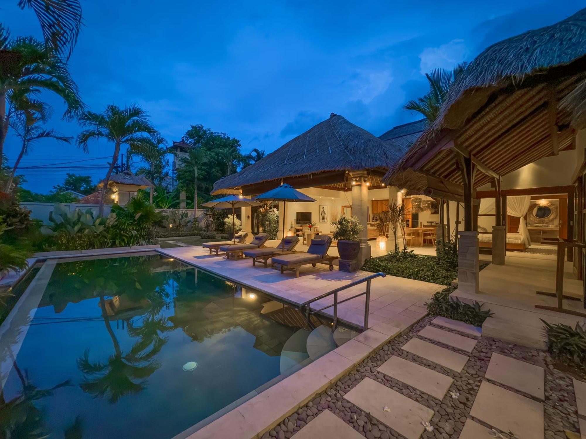 Villa Bugis Seminyak Room photo