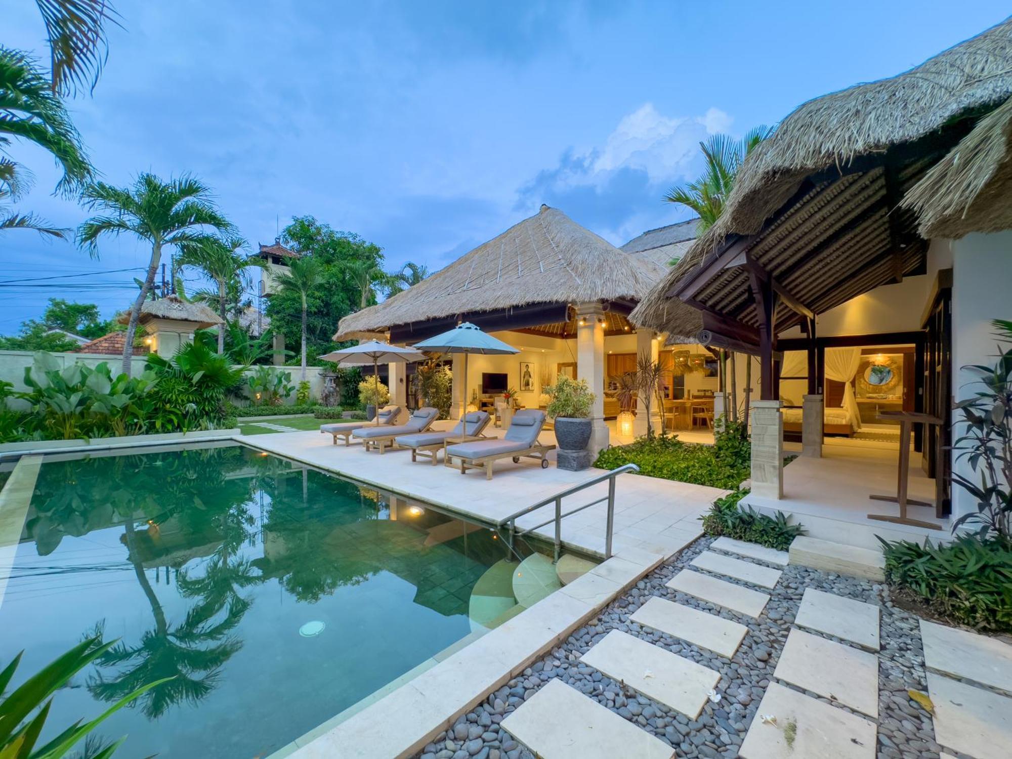 Villa Bugis Seminyak Room photo