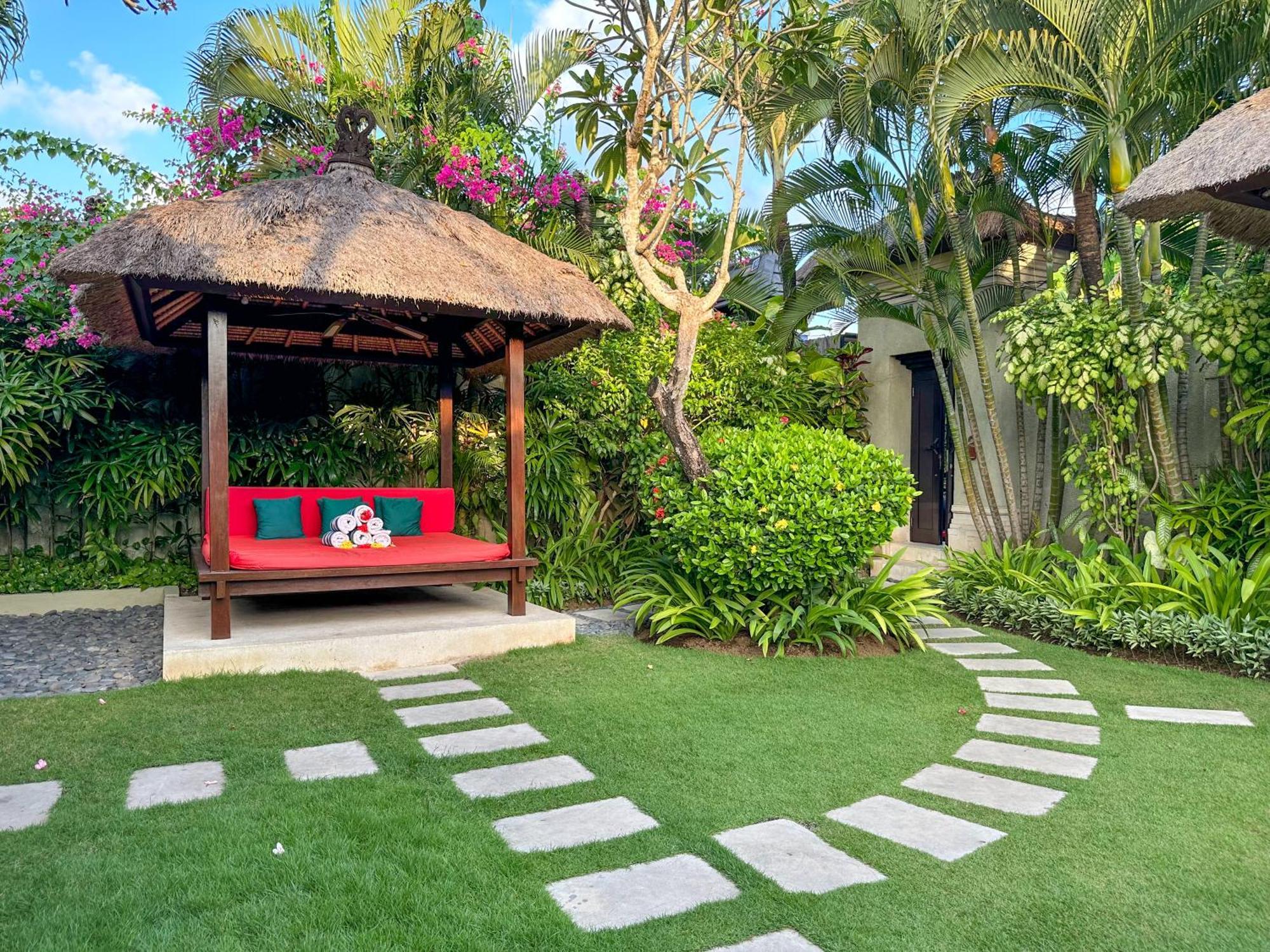 Villa Bugis Seminyak Exterior photo